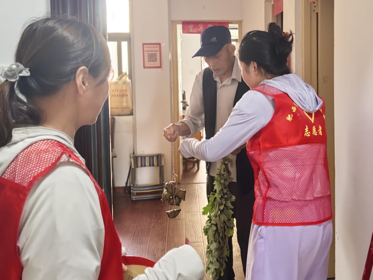 1748335515576023.jpg da1eda002e6d76efb66e99e5cfa5533.jpg